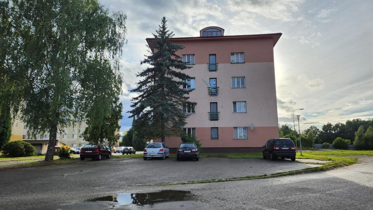 Suk Apartman 24 Suchdol nad Luznici Buitenkant foto